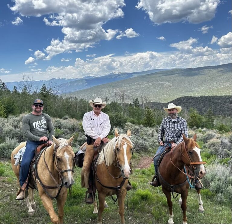 colorado dude ranch